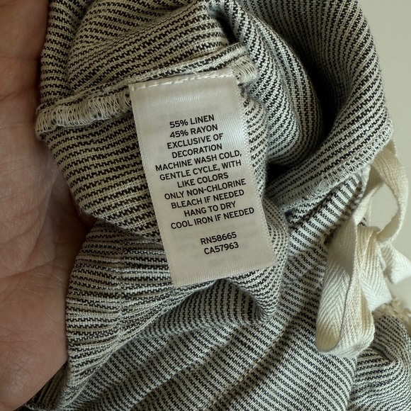 Caslon Linen Shorts Striped Lightweight Summer Shorts Crochet Trim Beachy XS - Picture 4 of 9